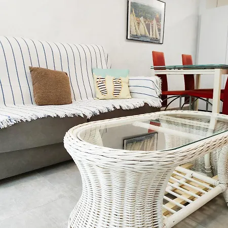 Global Properties, 2 En Apartment Canet d'En Berenguer