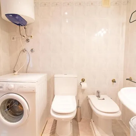 Global Properties, 2 En * Canet d'En Berenguer