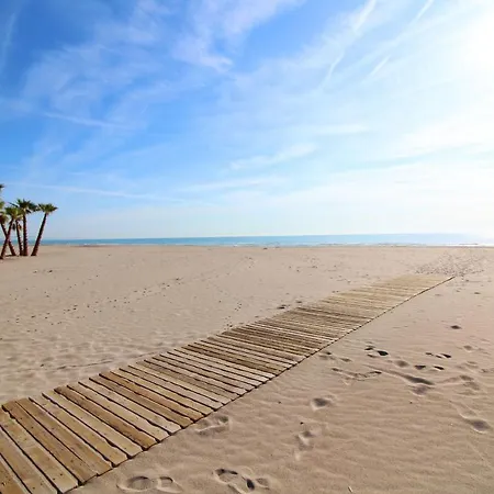 Global Properties, 2 En * Canet d'En Berenguer